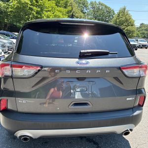 صورة 6 لـ 2020 FORD ESCAPE SE