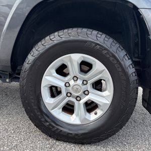 2018 Toyota 4RUNNER SR5 PREMIUM 照片 18