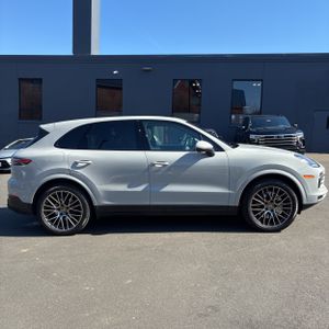 PORSCHE CAYENNE PLATINUM EDITION - 10