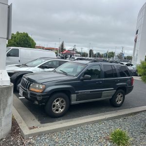 2004 JEEP GRAND CHEROKEE LAREDO photo 3