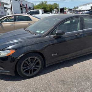 FORD FUSION HYBRID SE - 2