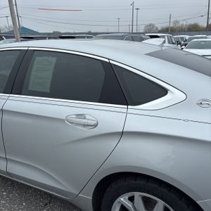 CHEVROLET IMPALA LT - 6