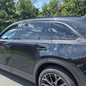 2025 Mazda CX-70 PLUG-IN HYBRID PREMIUM — фото 6