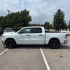 2023 RAM 1500 BIG HORN 照片 3