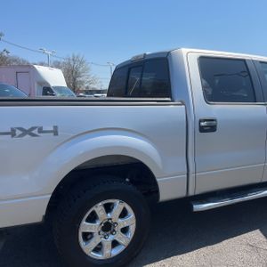 FORD F-150 XLT - 9