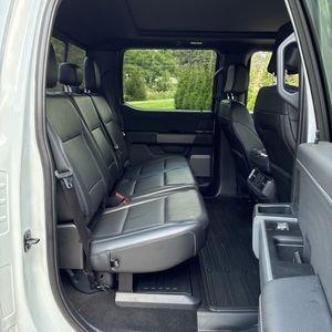 صورة مصغرة 39 لـ 2025 FORD F-150 XLT
