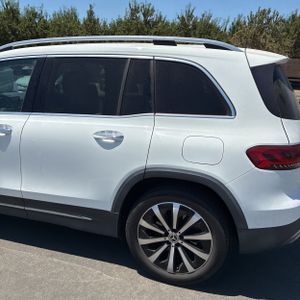 صورة 6 لـ 2021 Mercedes-BENZ GLB