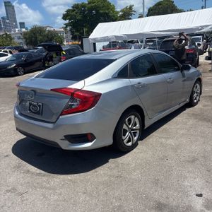 2018 Honda CIVIC LX — фото 8