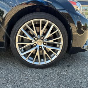 صورة 20 لـ 2016 Lexus IS 300 BASE