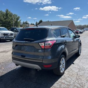 FORD ESCAPE SE - 8