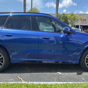 2025 BMW X1 XDRIVE28I — миниатюра 11