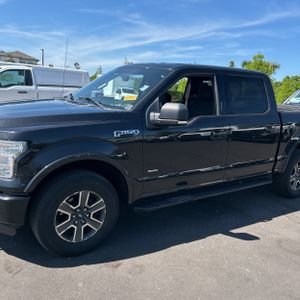FORD F-150 XLT - 2