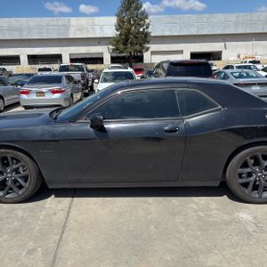 DODGE CHALLENGER - 4