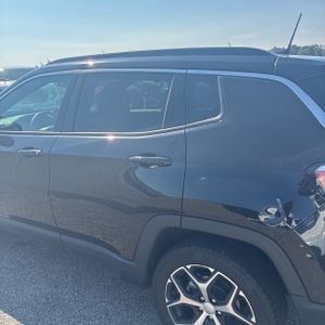 صورة 6 لـ 2024 JEEP COMPASS LIMITED