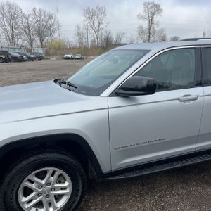 JEEP GRAND CHEROKEE LAREDO - 2
