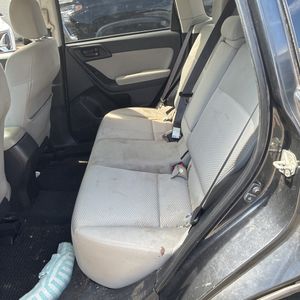 صورة 34 لـ 2014 Subaru FORESTER 2.5I PREMIUM