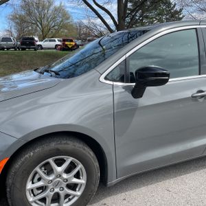 CHRYSLER PACIFICA SELECT - 2