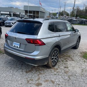 VOLKSWAGEN TIGUAN SE - 8