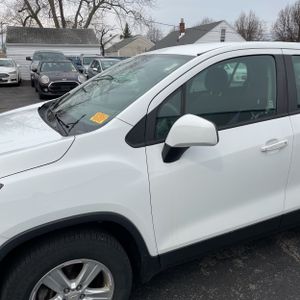 CHEVROLET TRAX LS - 2