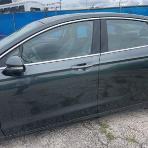 FORD FUSION SE - 4