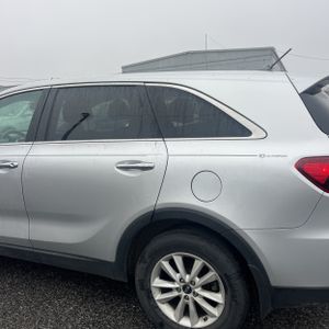 KIA SORENTO LX - 6