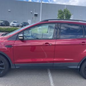 FORD ESCAPE TITANIUM - 4