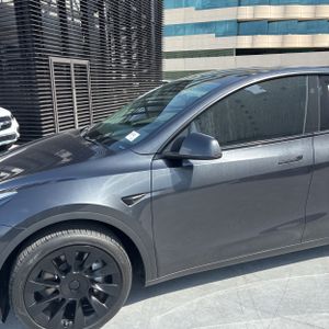 صورة 2 لـ 2024 Tesla MODEL Y LONG RANGE