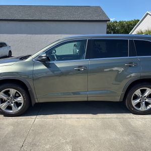 TOYOTA HIGHLANDER - 4