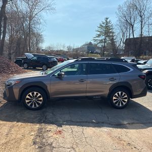 SUBARU OUTBACK LIMITED - 3