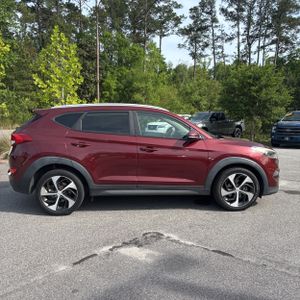 HYUNDAI TUCSON SPORT - 10