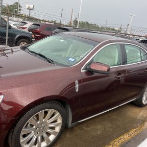 صورة 2 لـ 2010 Lincoln MKS BASE