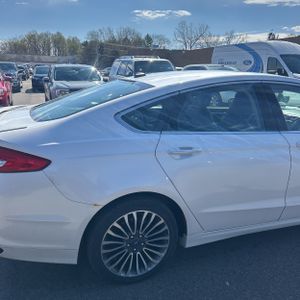FORD FUSION TITANIUM - 9