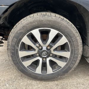 2019 Toyota SEQUOIA LIMITED 缩略图 17