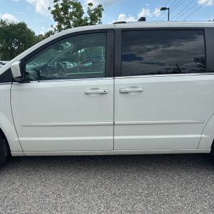 DODGE GRAND CARAVAN - 4