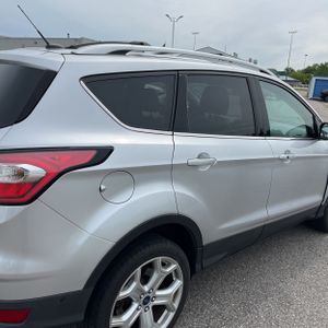 FORD ESCAPE TITANIUM - 9