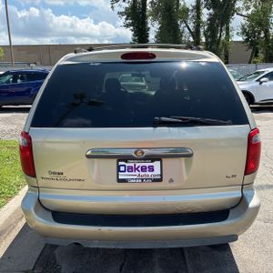 2006 Chrysler TOWN AND COUNTRY LX 照片 6