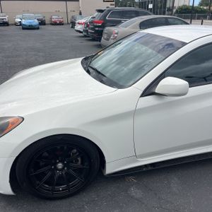 HYUNDAI GENESIS COUPE - 2