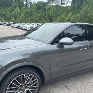 PORSCHE CAYENNE COUPE - 2