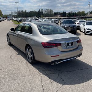 MERCEDES-BENZ E-CLASS - 5