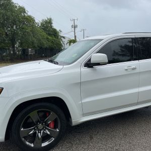 JEEP GRAND CHEROKEE SRT - 2