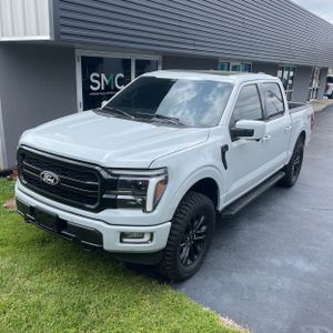 FORD F-150 LARIAT - 1