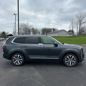 KIA TELLURIDE S - 10