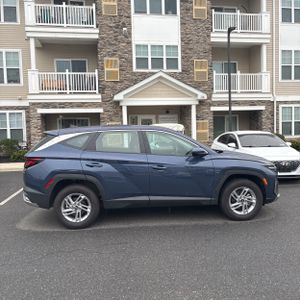 HYUNDAI TUCSON SE - 10