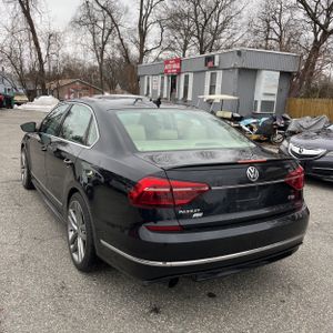 VOLKSWAGEN PASSAT 1.8T R-LINE - 4