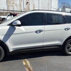 HYUNDAI SANTA FE SE - 4