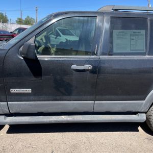 FORD EXPLORER XLT - 4