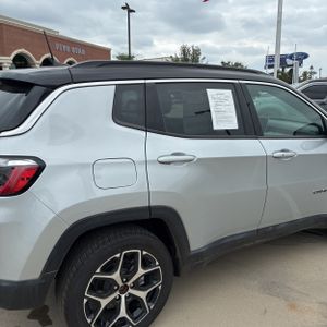 2024 JEEP COMPASS LIMITED 照片 9