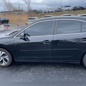 SUBARU LEGACY PREMIUM - 4