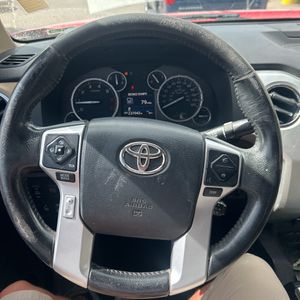 2016 Toyota TUNDRA LIMITED — миниатюра 57