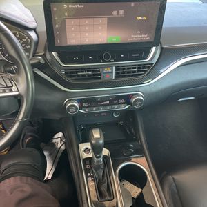 صورة 38 لـ 2025 Nissan ALTIMA SR